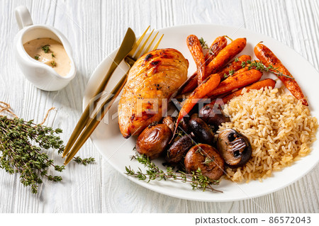 Grilled chicken breast with rice, close-up 86572043