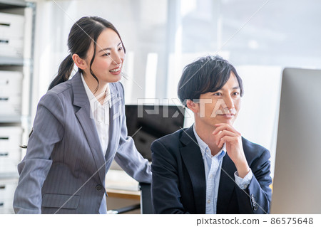 Male and female meeting Male and female meeting 86575648