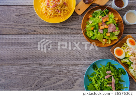 沙拉蔬菜蔬菜餐具鳥瞰拍攝圖 86576362