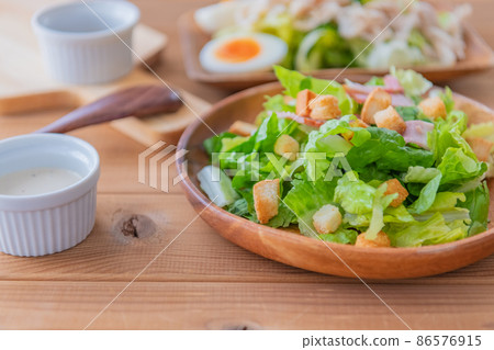 Caesar salad breakfast image high quality material 86576915