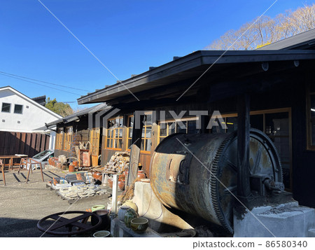Seto-dong main business kiln, a town of pottery 86580340
