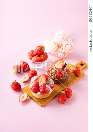 Strawberry tart buffet Strawberry tart buffet 86582464