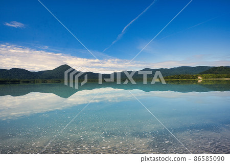 烏索里湖(奧索雷贊湖) 烏索里湖(奧索雷贊湖) 86585090