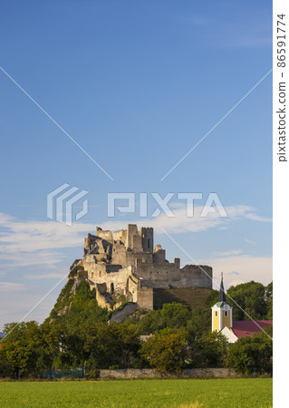 Ruins of Beckov castle, Slovakia Ruins of Beckov castle, Slovakia 86591774