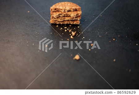 Oatmeal chip cookies 86592629