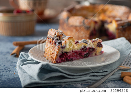 Breaded rustic pie with berries Breaded rustic pie with berries 86594238