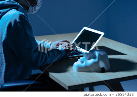 Hacking cyber attack mask crime 86594338