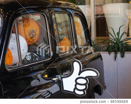 Halloween car hand 86598889