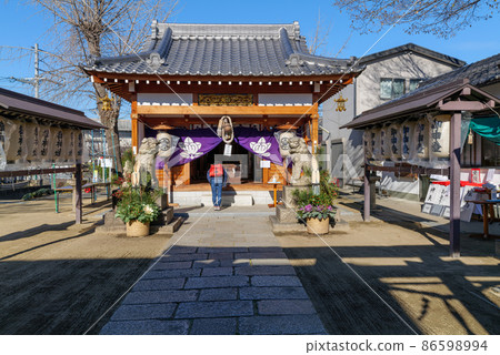 New Year's decoration at Hachiman Shrine in Daito City Taken on January 2, 2022 New Year's decoration at Hachiman Shrine in Daito City Taken on January 2, 2022 86598994