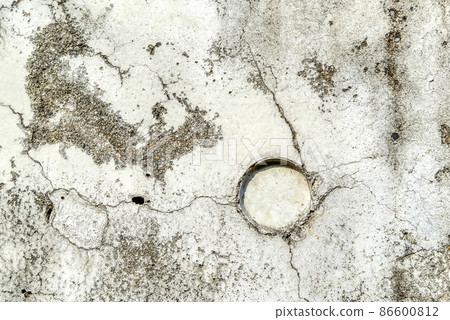 Grange background material cracked / perforated concrete outer wall Yokohama 86600812