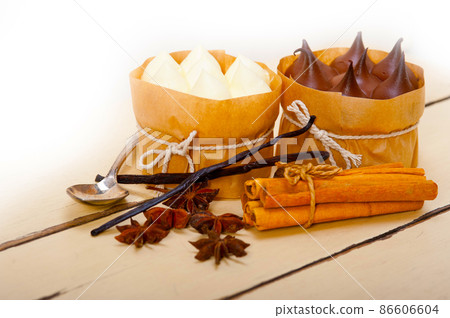 chocolate vanilla and spices cream cake dessert chocolate vanilla and spices cream cake dessert 86606604