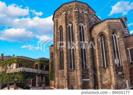 Church of Santa Maria Gloriosa dei Frari in Venice. Italy Church of Santa Maria Gloriosa dei Frari in Venice. Italy 86608177