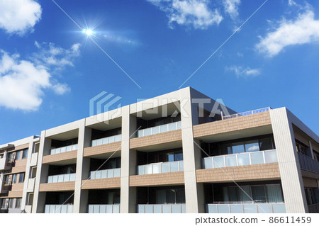 公寓外觀和清新的藍天風景_sky_b_05 86611459