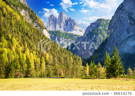 Dolomites, Tre Cime di Lavaredo in South Tyrol, Italy Dolomites, Tre Cime di Lavaredo in South Tyrol, Italy 86614276
