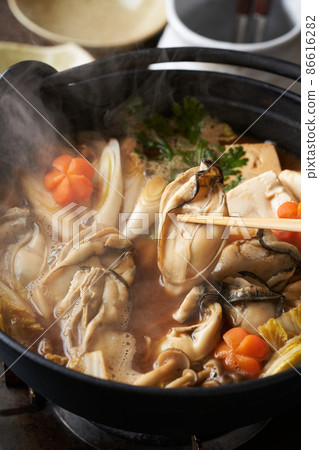 Oyster noodle pot Oyster noodle pot 86616282