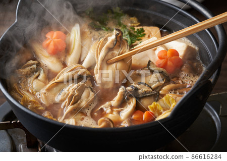 Oyster noodle pot Oyster noodle pot 86616284