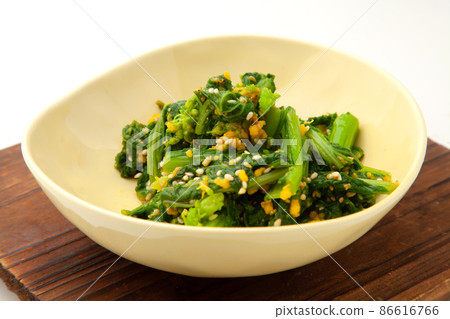 Rape blossoms with mustard Rape blossoms with mustard 86616766