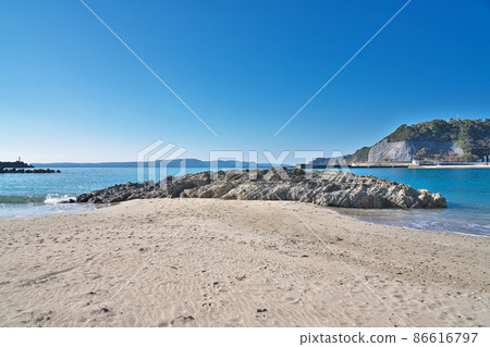 [Tawara Beach] Kushimoto Town, Higashimuro District, Wakayama Prefecture 86616797