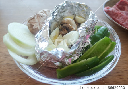 切蔬菜做家常肉 86620630