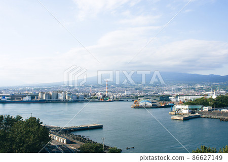 Mt. Fuji covered with clouds seen from Tagonoura Port Taken from Minato Park Mt. Fuji covered with clouds seen from Tagonoura Port Taken from Minato Park 86627149