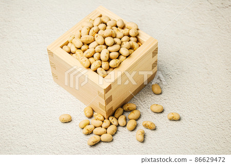 Soybeans for soybeans for Setsubun Soybeans for soybeans for Setsubun 86629472