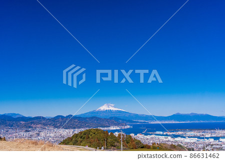 （靜岡縣）從日本平，經過清水港，富士山 86631462