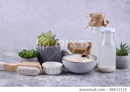 Rice water. Fermented beauty cosmetic Rice water. Fermented beauty cosmetic 86631518