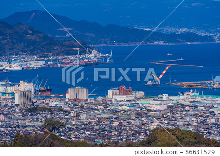 (Shizuoka Prefecture) The cityscape of Shimizu, a port town seen from Nihondaira (Shizuoka Prefecture) The cityscape of Shimizu, a port town seen from Nihondaira 86631529