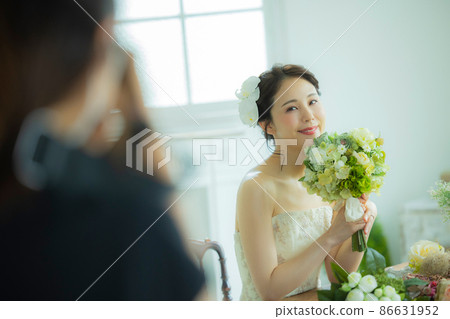 新娘形象 86631952