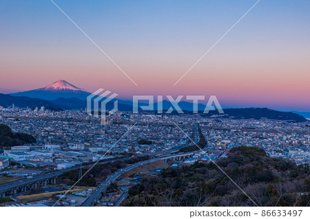 (Shizuoka Prefecture) Cityscape and Mt. Fuji of Tomei Expressway Shizuoka City (Shizuoka Prefecture) Cityscape and Mt. Fuji of Tomei Expressway Shizuoka City 86633497