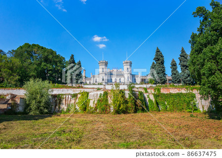 White Sharovsky manor White Sharovsky manor 86637475