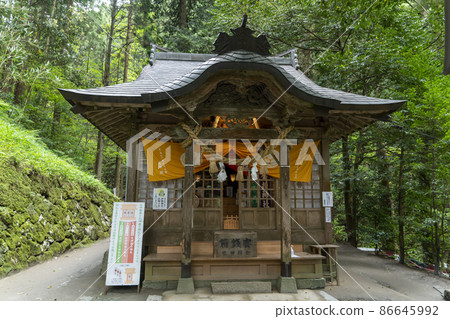 Kamochi Shrine Kamochi Shrine 86645992