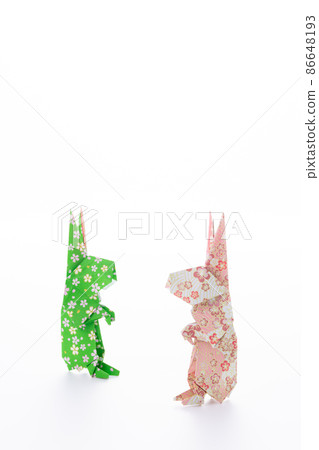 Rabbit origami 86648193