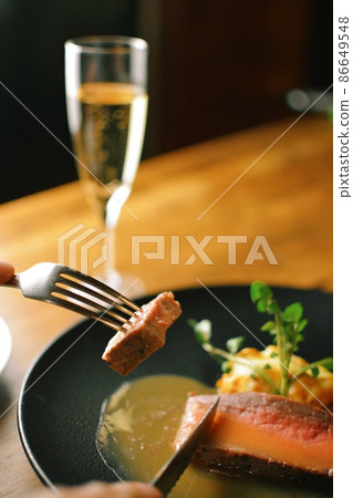 晚餐烤牛肉 晚餐烤牛肉 86649548