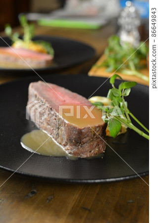 晚餐烤牛肉 86649843