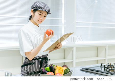 Female checking food (problem) 86650980