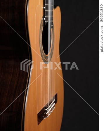 A guitar 86651880