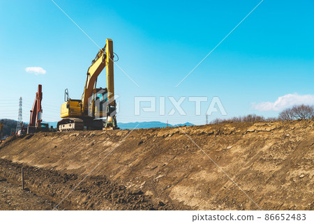 Embankment construction of riverbeds Embankment maintenance for hydraulic control measures Tokigawa 2022.02 d-3 Film style 86652483