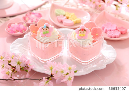 Hinamatsuri Hinamatsuri Sakura 巴伐利亞櫻花布丁 86653407