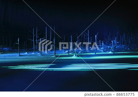 Winter blue pond light up Winter blue pond light up 86653775