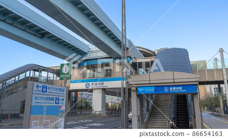 [Tokyo] Yurikamome / Shin-Toyosu Station 86654163