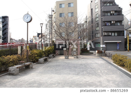 東京Metro丸之內線中野新橋站附近的中新廣場 東京Metro丸之內線中野新橋站附近的中新廣場 86655269