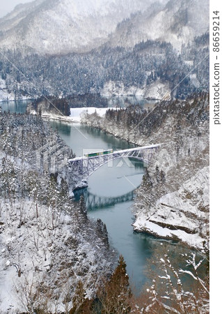 Winter Tadami Line, First Tadami River Bridge (Mishima Town, Fukushima Prefecture) 86659214