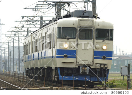 Hokuriku Main Line Mikawa-Kaga Kasama JR West 413 series B02 organization (Kanazawa) 86660103