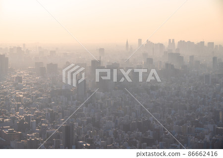 《Tokyo》 Air pollution and hazy Tokyo cityscape 86662416