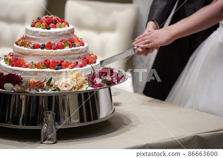 Wedding cake sword image material 86663600