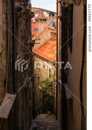 Back alley in the old town of Dubrovnik, Croatia Back alley in the old town of Dubrovnik, Croatia 86663779