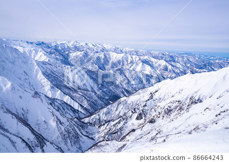 從谷川山看冬天的山景 86664243