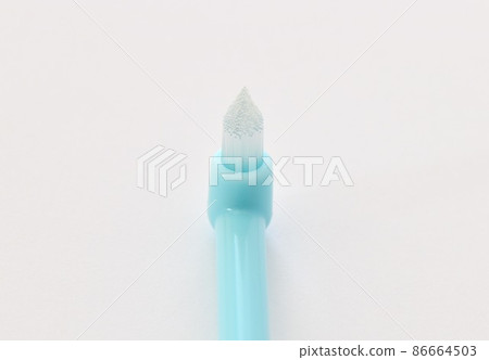 Up the brush part of the tuft brush 86664503