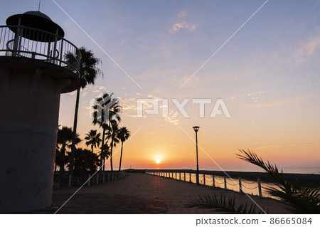 Winter marina dawn Winter marina dawn 86665084